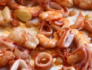 Gamberi calamari padella